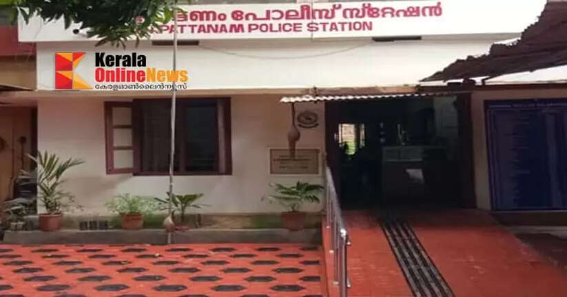 Car rams into Valapattanam SI while on traffic duty; two arrested