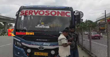 Bus breaks down, passengers returning from Bangalore stranded on highway