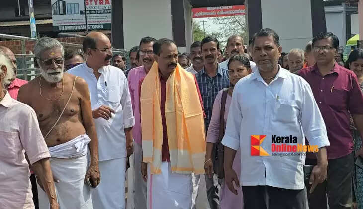 Thiruvananthapuram Corporation Mayor V.V. Rajesh visited the Rajarajeshwara Temple in Taliparamba to seek the blessings of darshan.