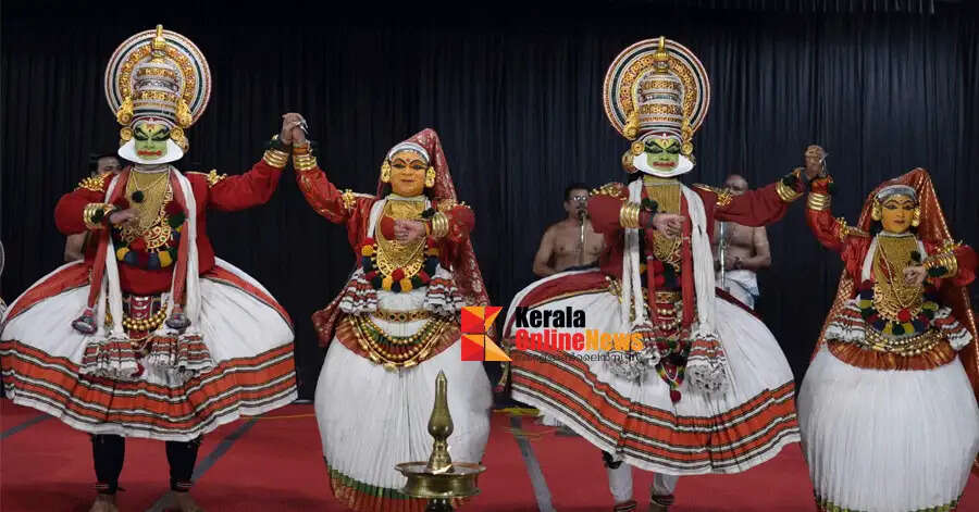 National Kathakali Festival concludes tomorrow; ‘Kalyanasougandhikam’ performed before a packed audience; Bhima and Hanuman created a spectacle on stage.