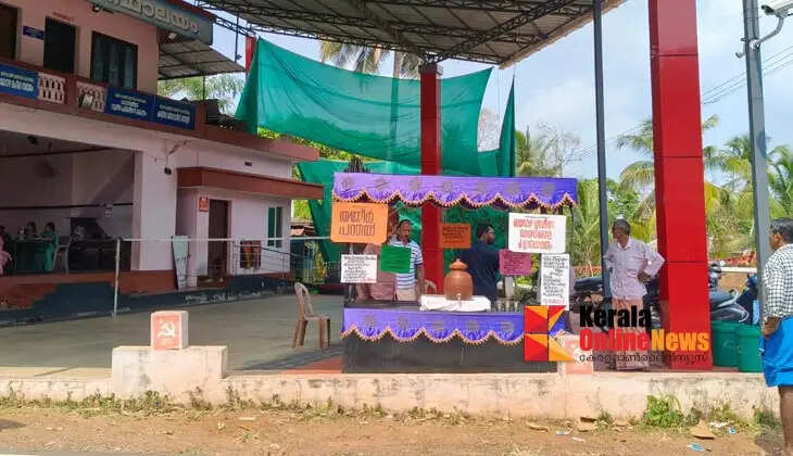 If you come here, you can quench your thirst by reading Kudineer poems. Morazha Rural Reading Room with various water pavilions