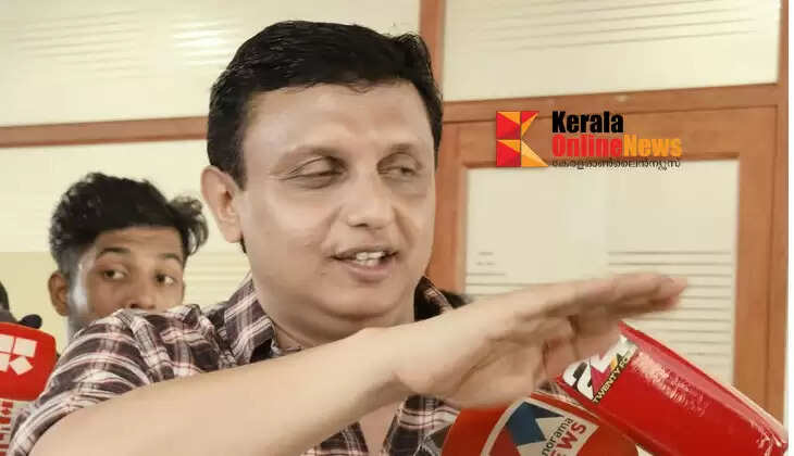 If you get in between and ask like this, the flow will go away: Minister Mohammad Riaz trolled journalists