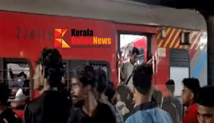 "Bangladeshis were living in Kerala under the pretense of being Bengalis," said BJP Maharashtra Kerala wing convener K.B. Uttamkumar.