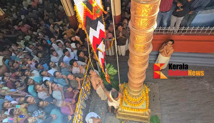 Parasini Madappura with devotion; Flag hoisted for Puthari Thiruvappana Mahotsavam