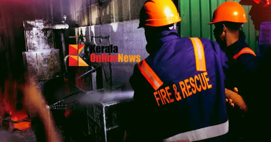 Fire breaks out at rubber factory in Kunnanthanam; Firefighters arrive and extinguish the fire, averting a major accident