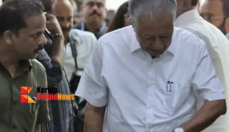 Pinarayi Vijayan, who was in the lounge, did not receive any notification, his journey from Delhi to Kozhikode was cancelled.