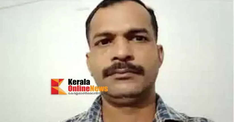 CPM worker who is on parole in a murder case was found aathmahathy in Kannur