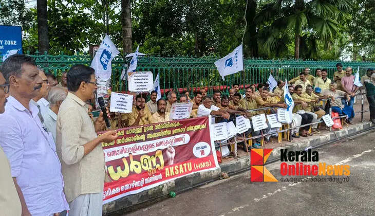 Auto rickshaw workers stage Secretariat march demanding fare hike