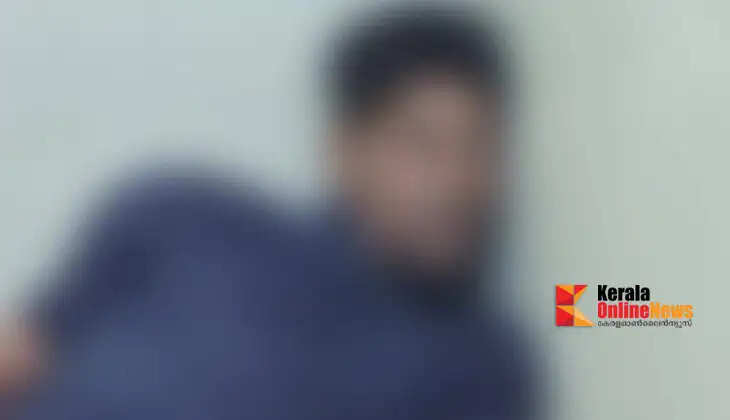 Youth found dead under mysterious circumstances in public toilet in Barnassery, Kannur