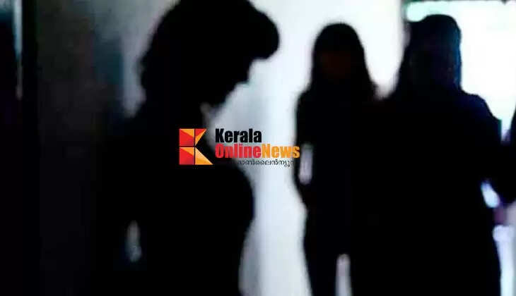 Prostitution centered around Kasaragod lodge: Owner couple caught