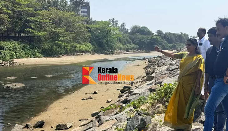 Drainage work to be carried out in Payyambalam soon to prevent sewage from entering Padannathottu: Mayor visits the site