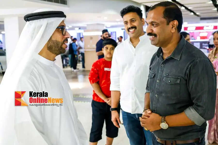 Tribute to the female prowess of Kalaripayattu on foreign soil Padma Shri Meenakshi Amma Gurukkal receives a warm welcome in Dubai