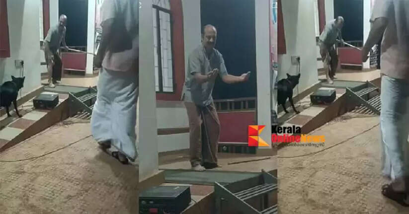 Artist injured in street play against stray dogs in Mayyil, Kannur