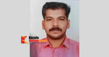 A young man who was injured after his bike overturned after being hit by a street dog in Kannur died during treatment.