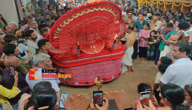 After 200 years the Muchilot Amma has emerged at the Muchilot Bhagavathy Temple in Kuilur, and devotees throng the temple in large numbers