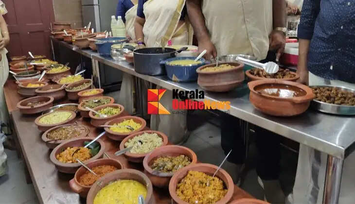 A spectacular Onam feast featuring 101 dishes: Anjarakkandy Higher Secondary School's 1985 SSLC batch alumni association celebrates the joy of togetherness.