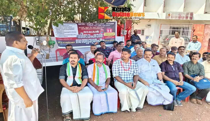 kannur Postal workers day night strike against post office closure ends
