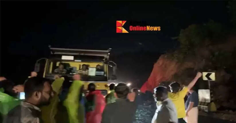 Landslide again on the national highway at Kannur Kuppam