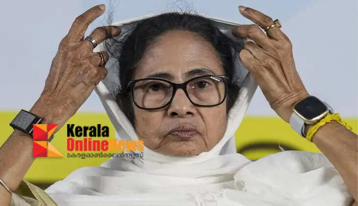 Complaint filed against Mamata Banerjee for violating Calcutta High Court order