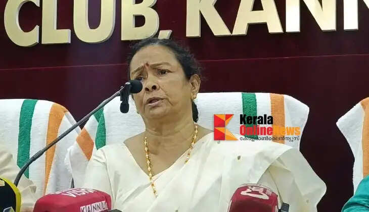 Film actress Kannur Sreelatha says she was sidelined at the Kannur Dussehra event.