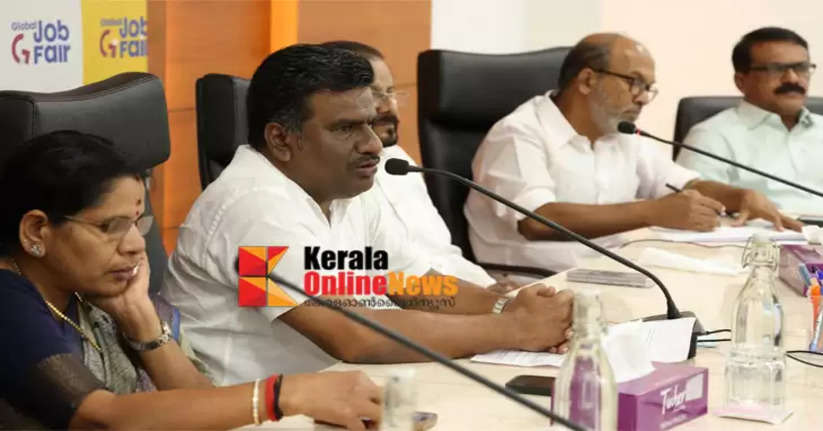 The corporation must stand united for the development of Kannur face to face