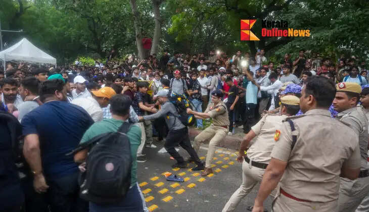 Union Education Minister must resign; CJP's Parliament march and protest to continue today as well.
