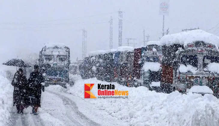 Kashmir and Ladakh snowfall