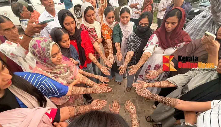 Kannur Dussehra 2026: Mehendi Fest held to showcase the beauty of henna art.
