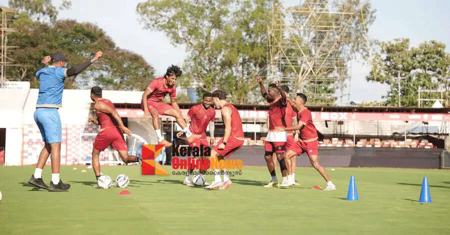 Kannur and Thiruvananthapuram will face each other in the final match of the second round of the Super League Kerala; the match will be played at 7.30 pm at the Chandrasekharan Nair Stadium.