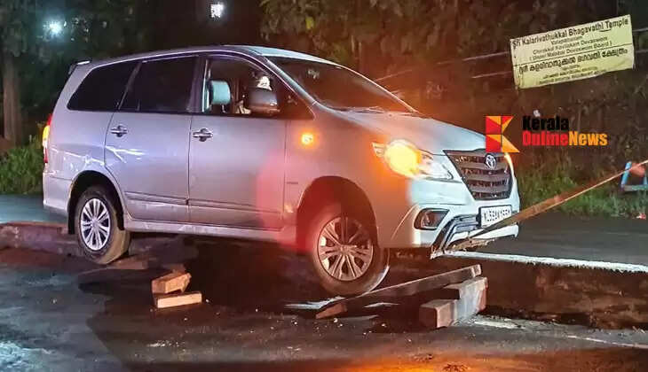 A car lost control and crashed into a divider near a petrol pump in Valapattanam, Kannur