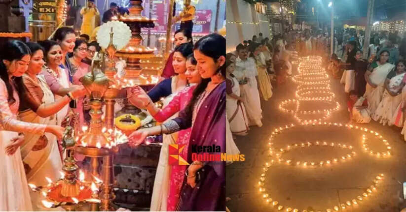 Kadampuzha Thrikarthik; Narayana recitation by Twaritha Matru Samithi was held at Kadampuzha temple