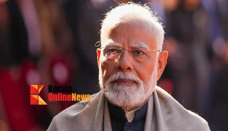 Security breach near PM's dais; Fake PMO official, gun-toting bodyguard arrested by Mumbai Police