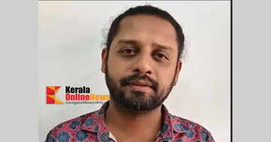 A young man involved in several cases was deported on charges of corruption.