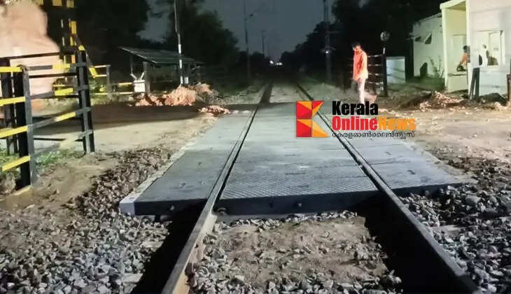 Three level crossing