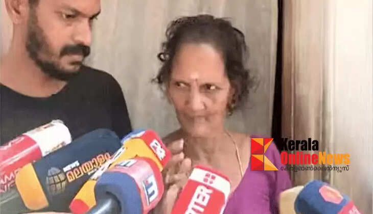 BJP workers accused of giving money for votes; Elderly woman says she asked all parties for money to buy medicine
