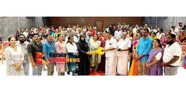 PM Ave held a family reunion and handed over the keys to the completed homes