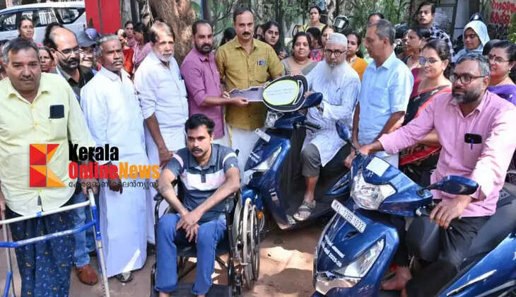 Edakkad Block Panchayat - Three-wheeler distribution and job fair inaugurated.