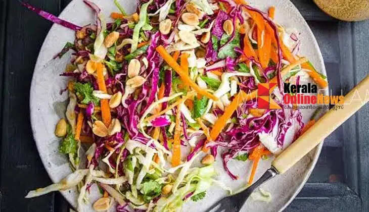 Cabbage and carrot salad