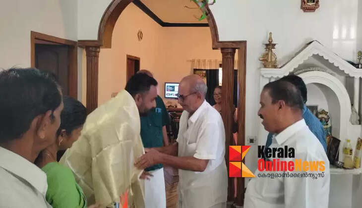 NDA campaign in Irikkur is in full swing, Sreenath Padmanabhan is in the midst of youth