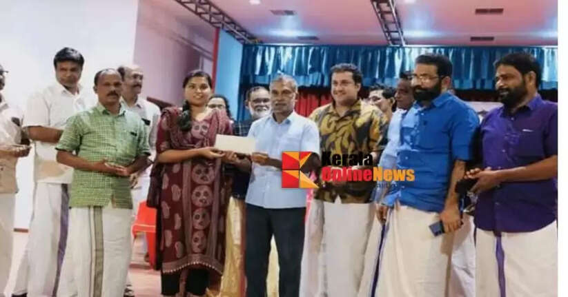 Dheeraj's family gave Anusree the money to deposit for the election.