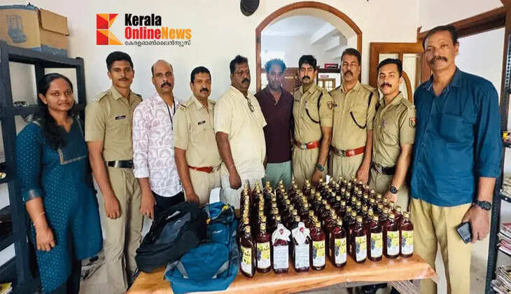 Ramantali natives arrested with 100 bottles of Mahi liquor, which they were smuggling to Payyannur for sale