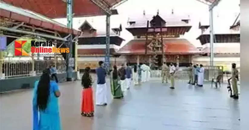 Near Guruvayur Temple Cana is filled with garbage  Devotees with covered noses