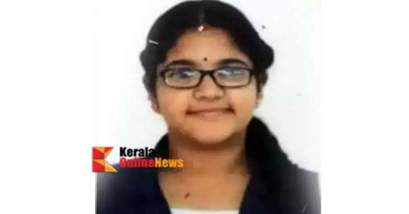 A female student died after falling into a pazhayangadi walking to school in Kannur