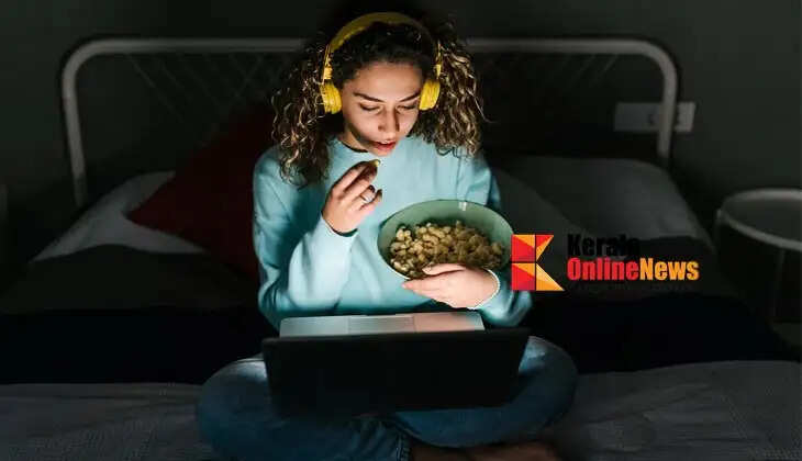 NIGHT FOOD EAT