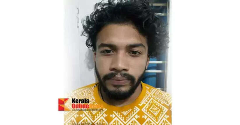 A permanent criminal who injured a youth with a deadly weapon has been arrested