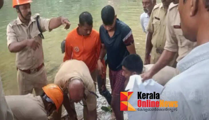 An elderly man drowned while bathing in the river at Manakadavu in Alakode.
