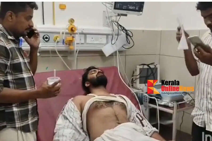 KSU-Kannur-District-President-MC-Atul-attacked-in-Koothuparamba-hospitalized-with-injuries.jpg