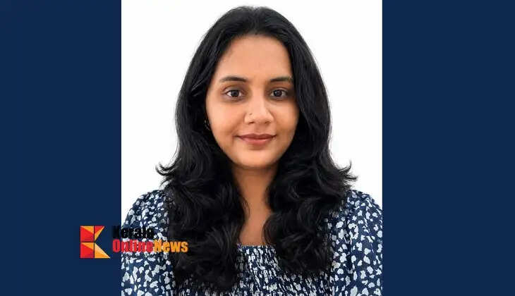 A. Vinatha, a native of Adoor, receives a doctorate in Physics.