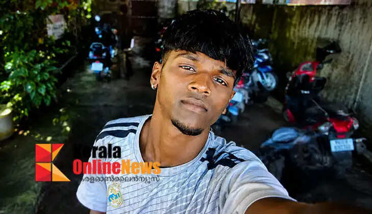 A 19-year-old man drowned in Chalakudy while trying to retrieve a mobile phone that fell into a stream.