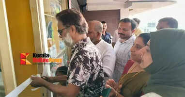 E A U A Sports Gallery's renovated showroom inaugurated